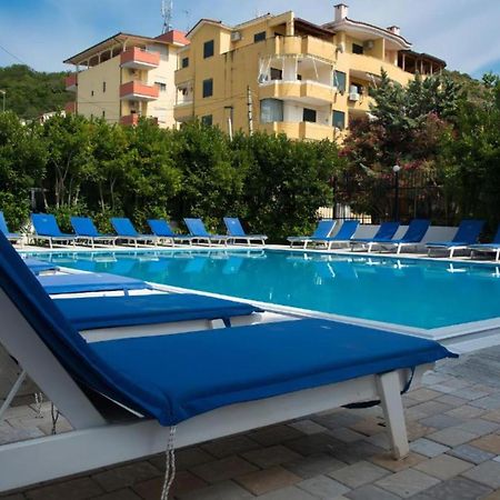 Hotel Besani Durres Exterior photo