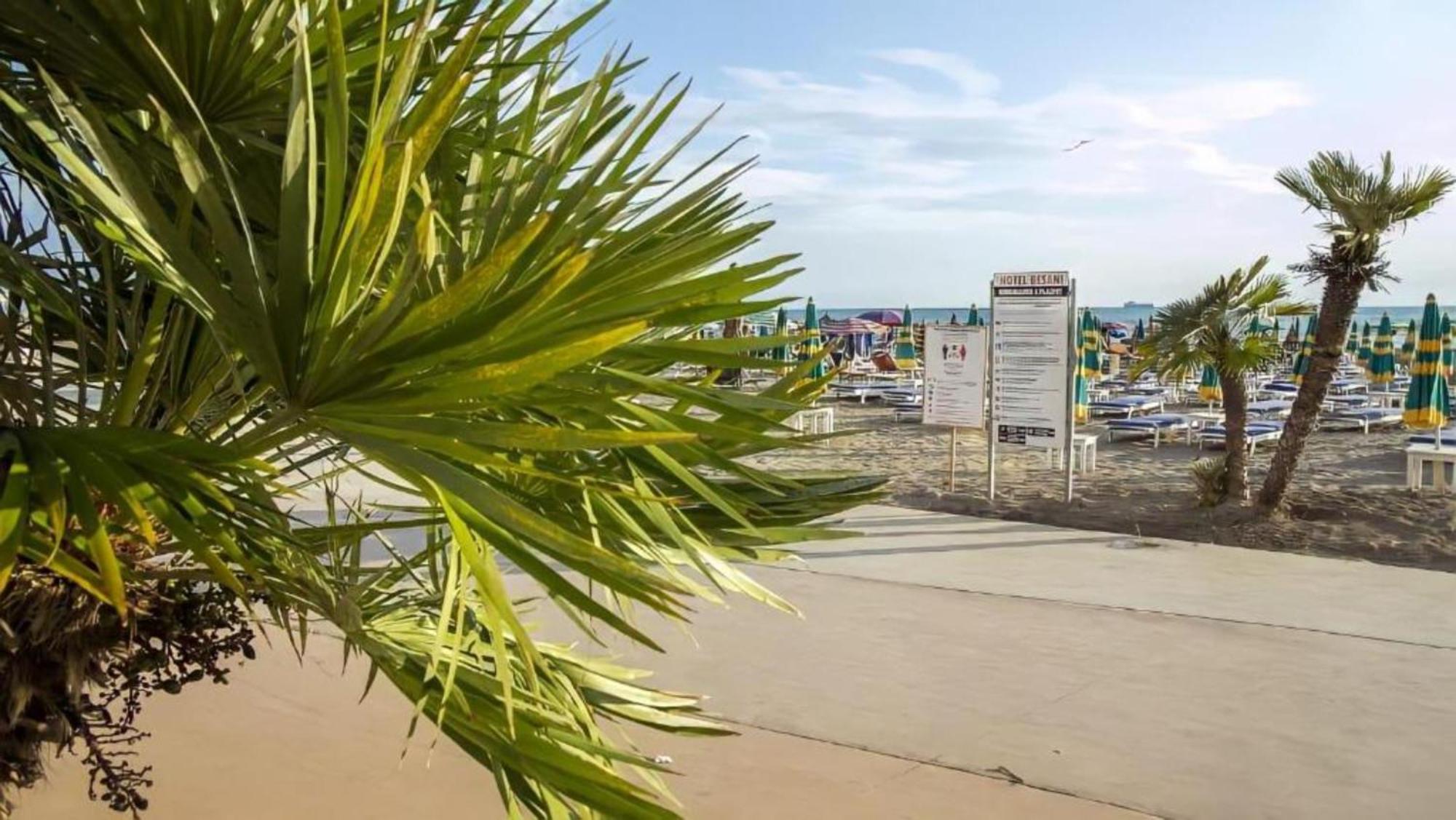 Hotel Besani Durres Exterior photo