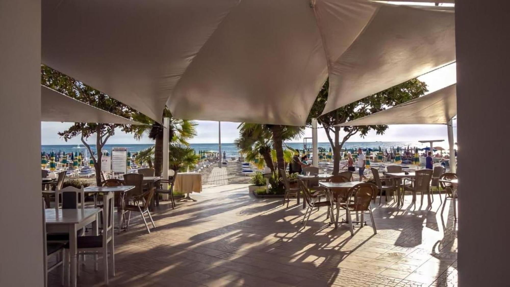 Hotel Besani Durres Exterior photo