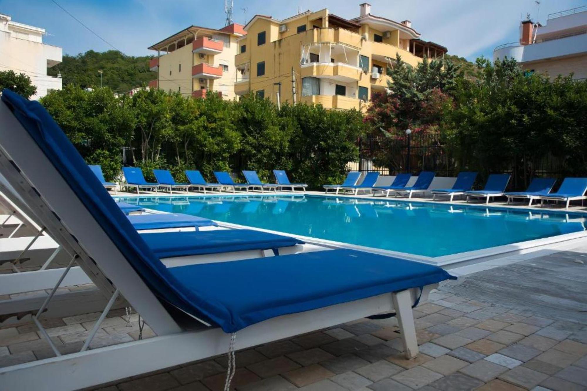 Hotel Besani Durres Exterior photo